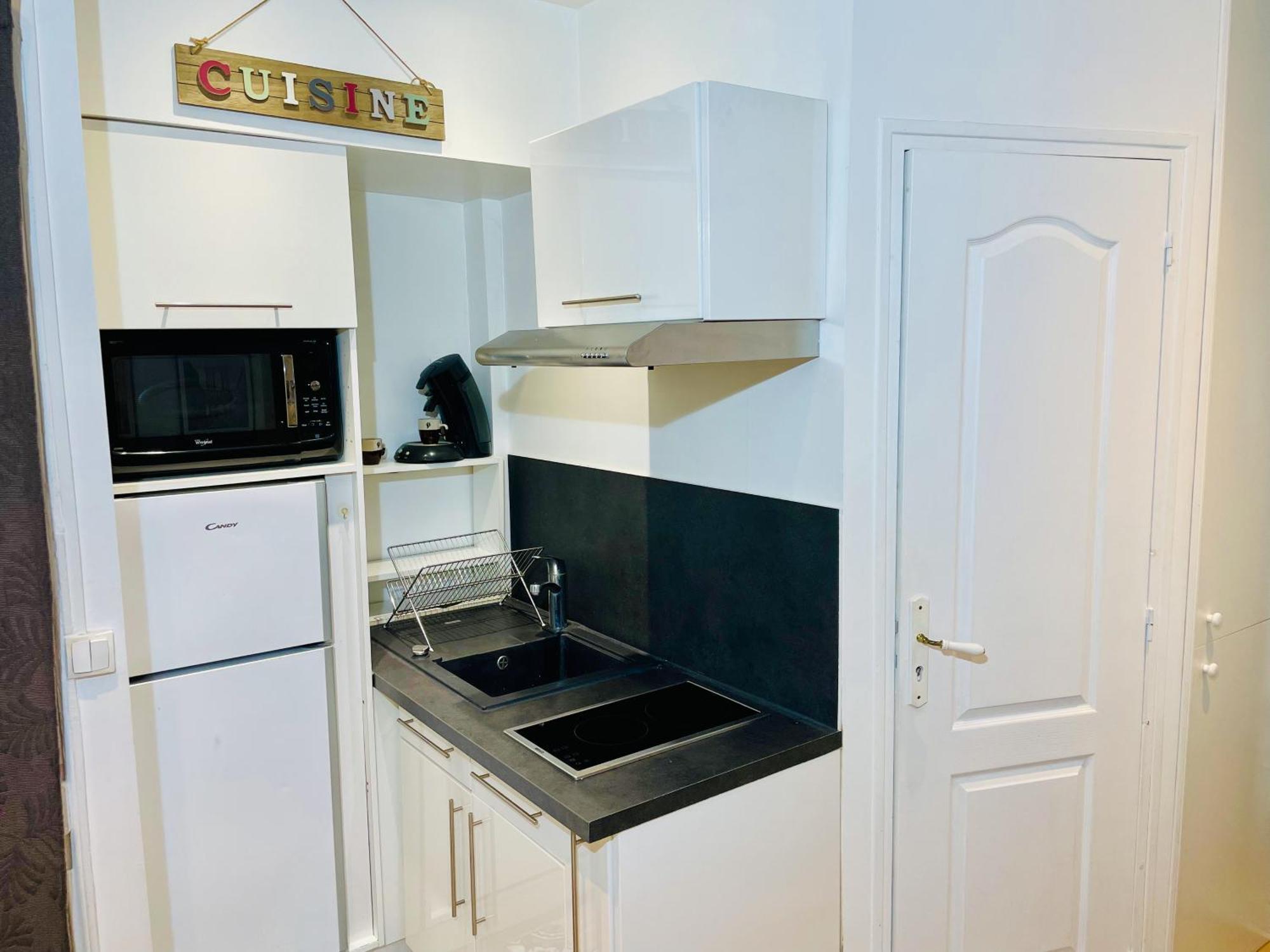A 10 Min De La Defense Et A 20 Min De Paris Apartment Suresnes